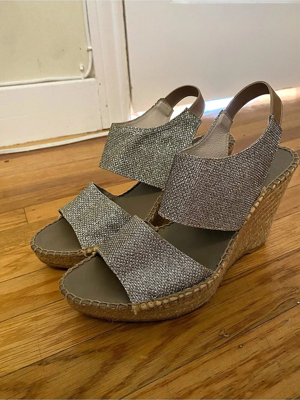 Glitter Wedge Sandals in Gold